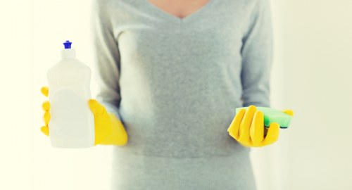Charity reuse and recycling partnership for household items